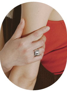 Ray BEAMS Spring & Summer 2021 Season Styling vol.2 Cozy & Chic, Conjunction And The New Age Strollers RB_April_Look No.8 Aki Furuie
			VillD Director&Designer 163(cm)