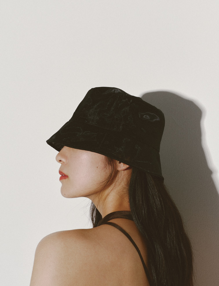 Ray BEAMS Spring & Summer 2021 Season Styling vol.2 Cozy & Chic, Conjunction And The New Age Strollers RB_April_Look No.1 Ichie
			Model 170(cm)