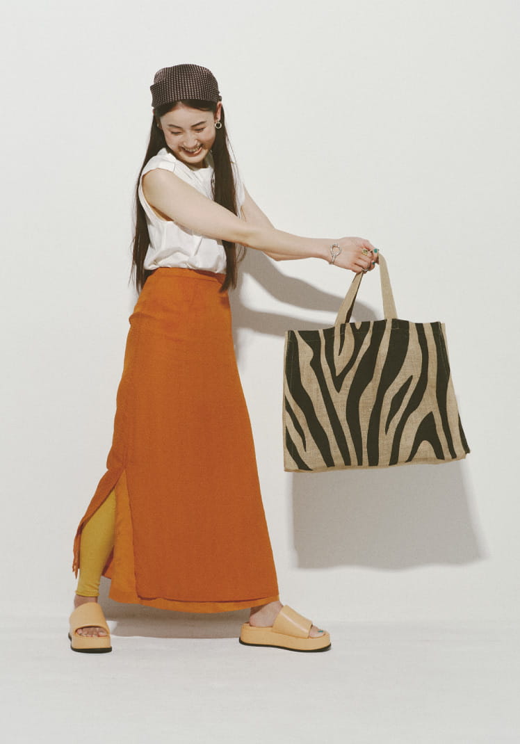 Ray BEAMS Spring & Summer 2021 Season Styling vol.3 Cozy & Chic, Conjunction And The New Age Strollers RB_May_Look No.5 Fukumi Tate
			BEAMS Shinmarunouchi Shop Staff 168(cm)