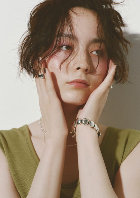 Ray BEAMS Spring & Summer 2021 Season Styling vol.3 Cozy & Chic, Conjunction And The New Age Strollers RB_May_Look No.1 Miiya Kudo
Model 171(cm)