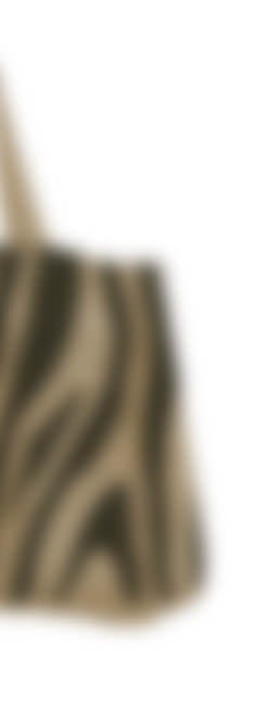 Ray BEAMS Spring & Summer 2021 Season Styling vol.3 Cozy & Chic, Conjunction And The New Age Strollers RB_May_Look No.5 Fukumi Tate
BEAMS Shinmarunouchi Shop Staff 168(cm)