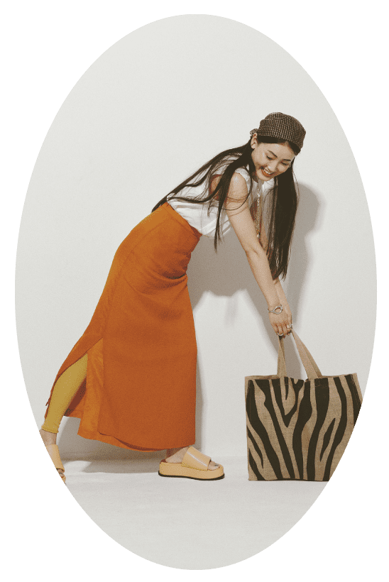 Ray BEAMS Spring & Summer 2021 Season Styling vol.3 Cozy & Chic, Conjunction And The New Age Strollers RB_May_Look No.5 Fukumi Tate
			BEAMS Shinmarunouchi Shop Staff 168(cm)