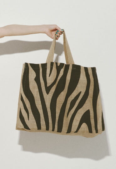 Ray BEAMS Spring & Summer 2021 Season Styling vol.3 Cozy & Chic, Conjunction And The New Age Strollers RB_May_Look No.5 Fukumi Tate
BEAMS Shinmarunouchi Shop Staff 168(cm)