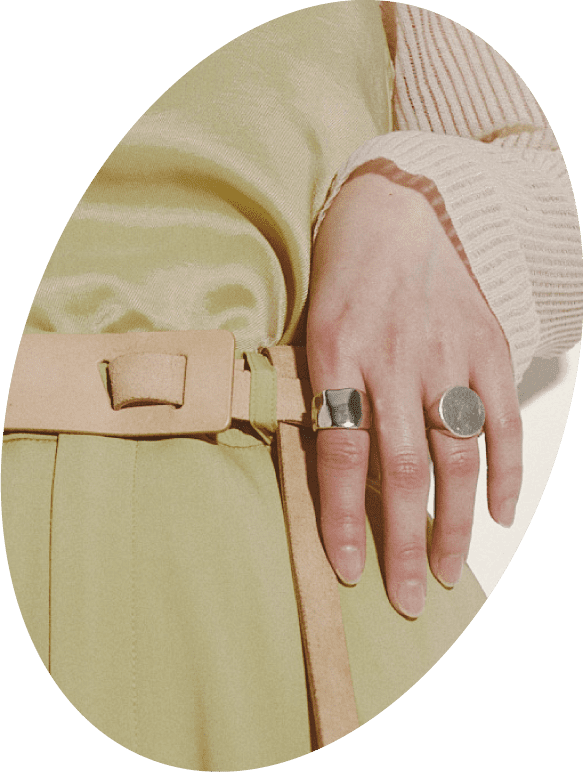 Ray BEAMS Spring & Summer 2021 Season Styling vol.2 Cozy & Chic, Conjunction And The New Age Strollers RB_March_Look No.2 Aki Furuie
VillD Director&Designer 163(cm)