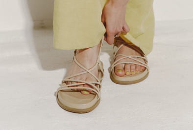 Ray BEAMS Spring & Summer 2021 Season Styling vol.2 Cozy & Chic, Conjunction And The New Age Strollers RB_March_Look No.7 Sora Kawauchi
BEAMS Roppongi Hills Shop Staff 164(cm)