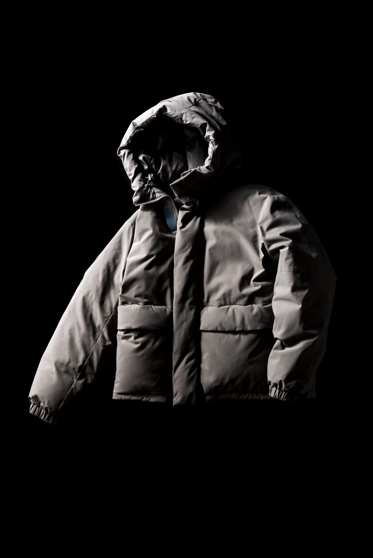 750フィルパワーのリバーシブルダウンジャケット | BEAMSの百名品