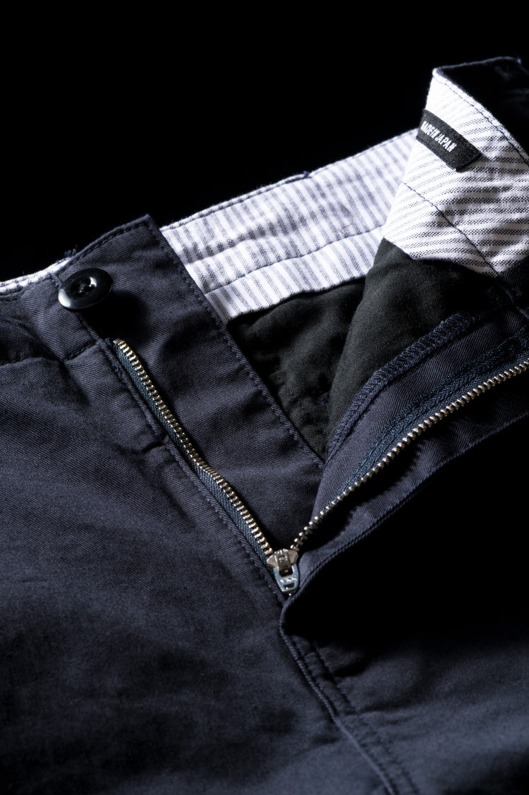 ストレッチテーパードのチノパンツ | BEAMSの百名品 | BEAMS BEST 100