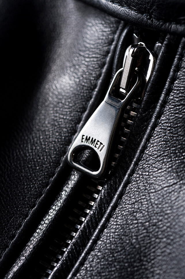 エンメティ〉の別注ラムスキンシングルライダースジャケット | BEAMSの