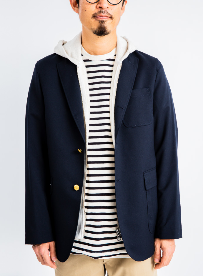 【美品、タグ付き】BEAMS+ ブレザー 金ボタン 定番 3ボタン 百名品 金ボタンの紺ブレザー｜ビームス アウトレット 入間｜BEAMS