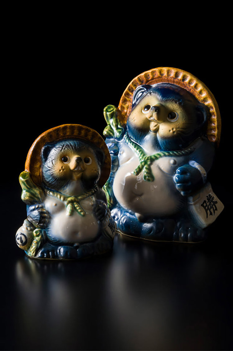 芸術作品 （信楽焼） 暮らしに馴染む芸術？日本の伝統工芸、信楽焼の魅力に迫る！