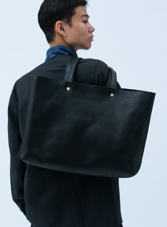 BEAMS別注 SLOW TOTEバッグ 栃木レザー ブラック ビームス スロウ SLOW ビームス別注 トートバッグ 栃木レザー 味のあるレザー