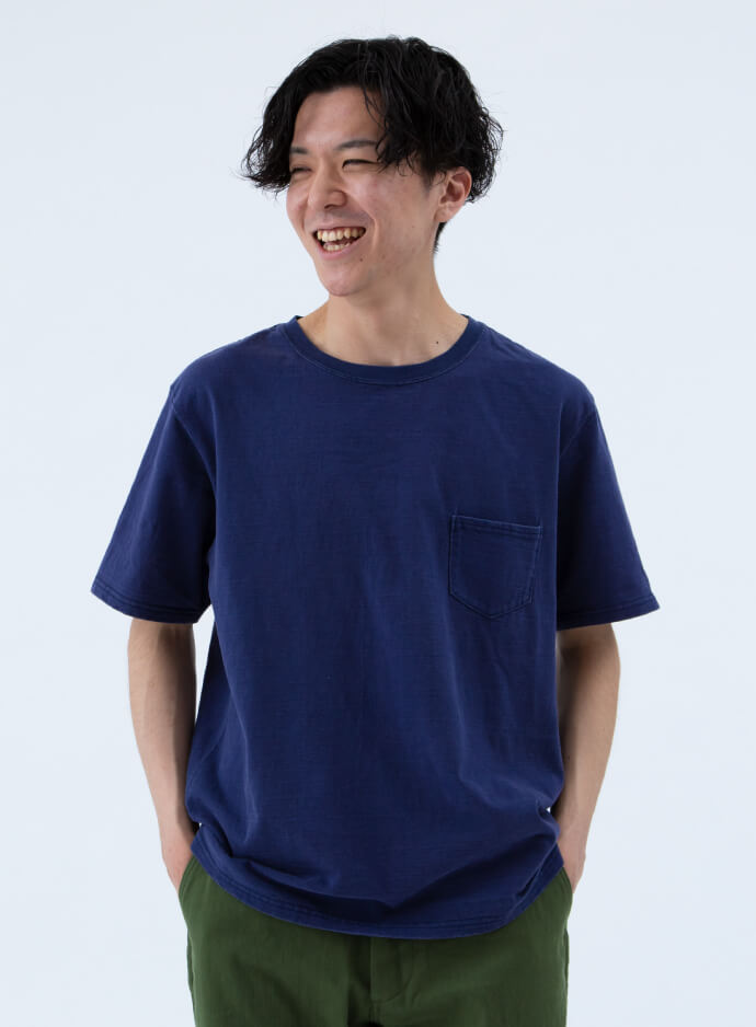 No.019 〈レミレリーフ〉の別注ポケットTシャツ | BEAMSの百