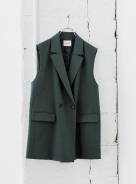 〈デミルクス ビームス〉のジレ