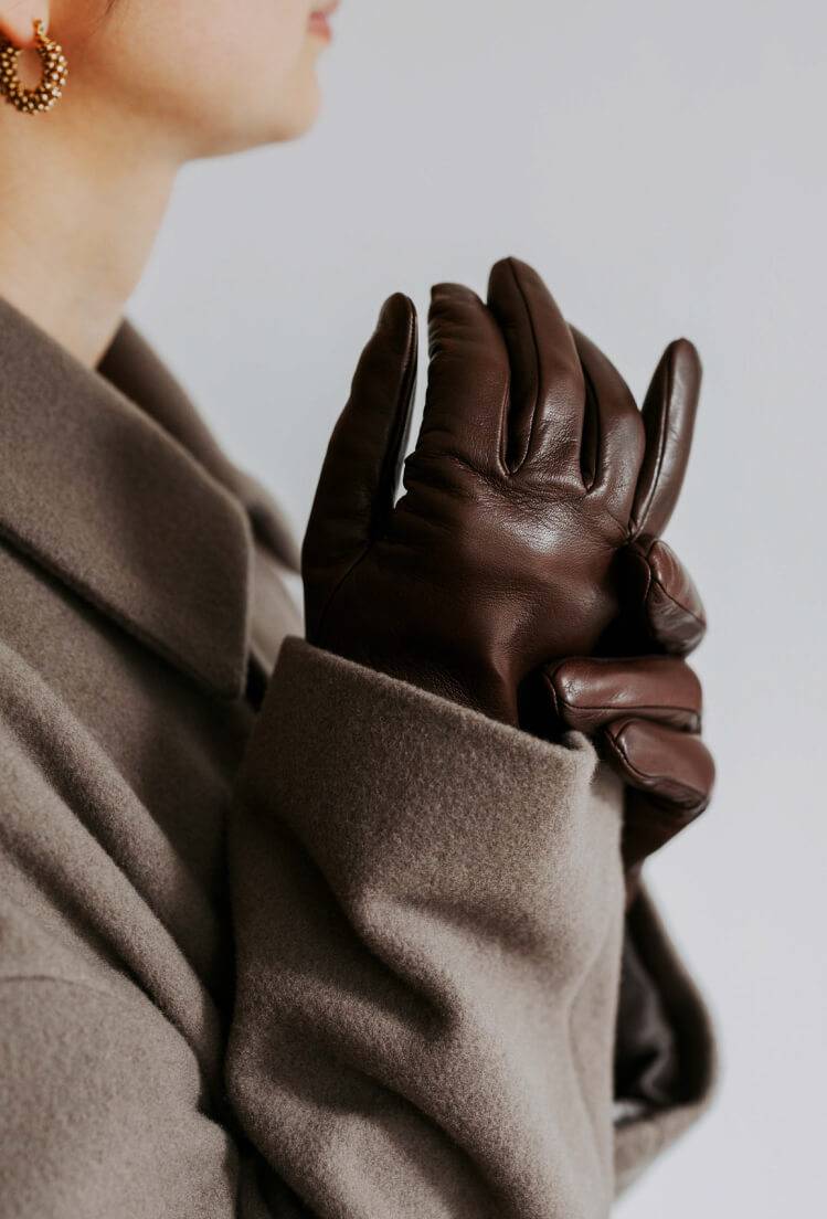 〈ジリオ フィオレンティーノ〉のグローブ