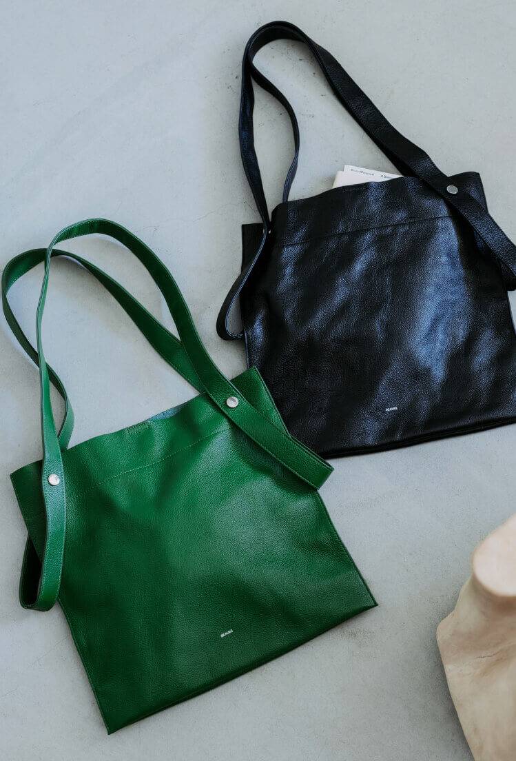 〈ビュレ〉の2WAYバッグ