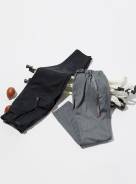〈Gramicci × BEAMS BOY〉のギャバ テーパードパンツ