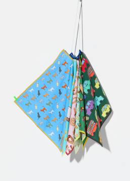 〈ディエッフェ キンロック〉のハンカチ