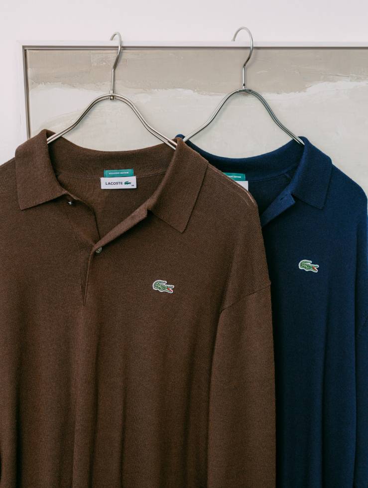 〈ラコステ〉の別注ニットポロシャツ
