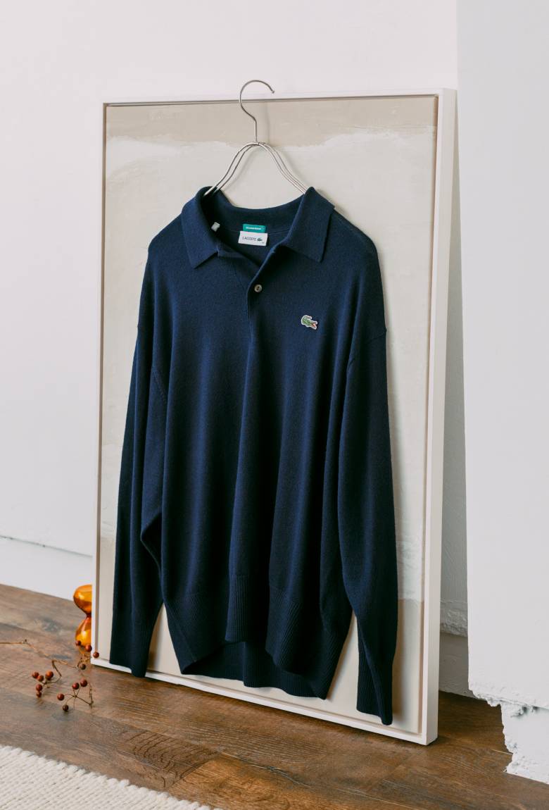 〈ラコステ〉の別注ニットポロシャツ