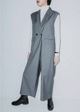 〈レイ ビームス〉のサロペット