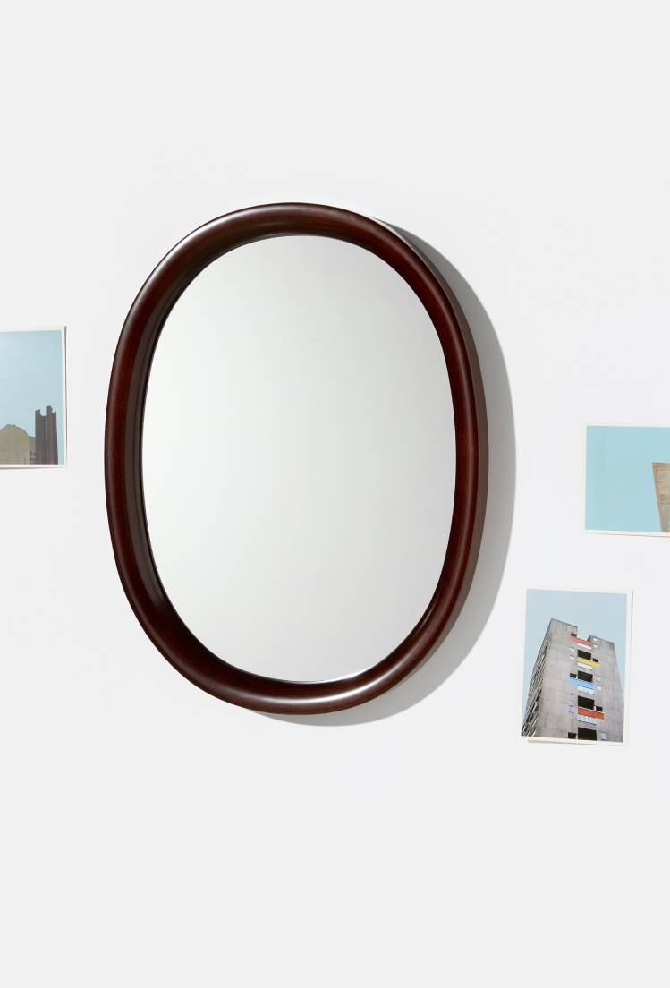 〈柳宗理〉の曲木鏡