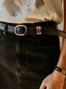 〈インターナショナルギャラリー ビームス〉のレザーベルト