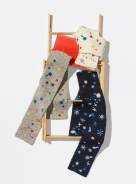 〈ビームス ボーイ〉のマフラー