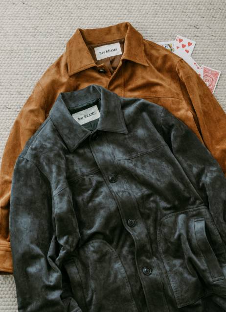 〈レイ ビームス〉のフェイクスエードジャケット