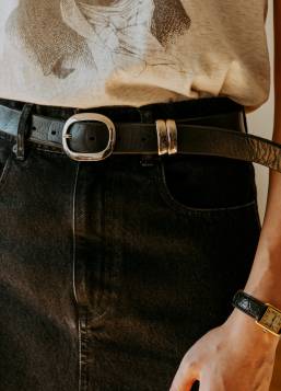 〈インターナショナルギャラリー ビームス〉のレザーベルト