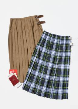 〈オニール オブ ダブリン〉の別注スカート