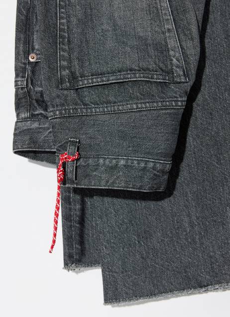 〈ビームス ジャパン〉のフレアデニム