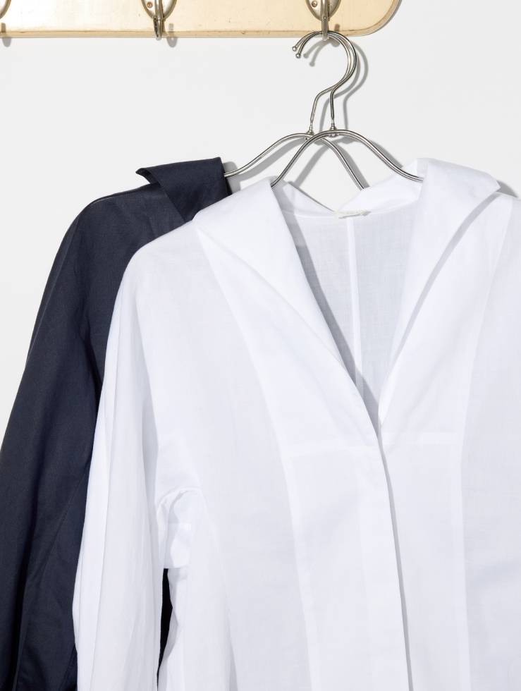 〈エッフェ ビームス〉のシャツ