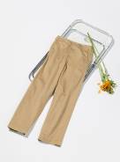 〈BUZZ RICKSON'S × BEAMS BOY〉のチノパン