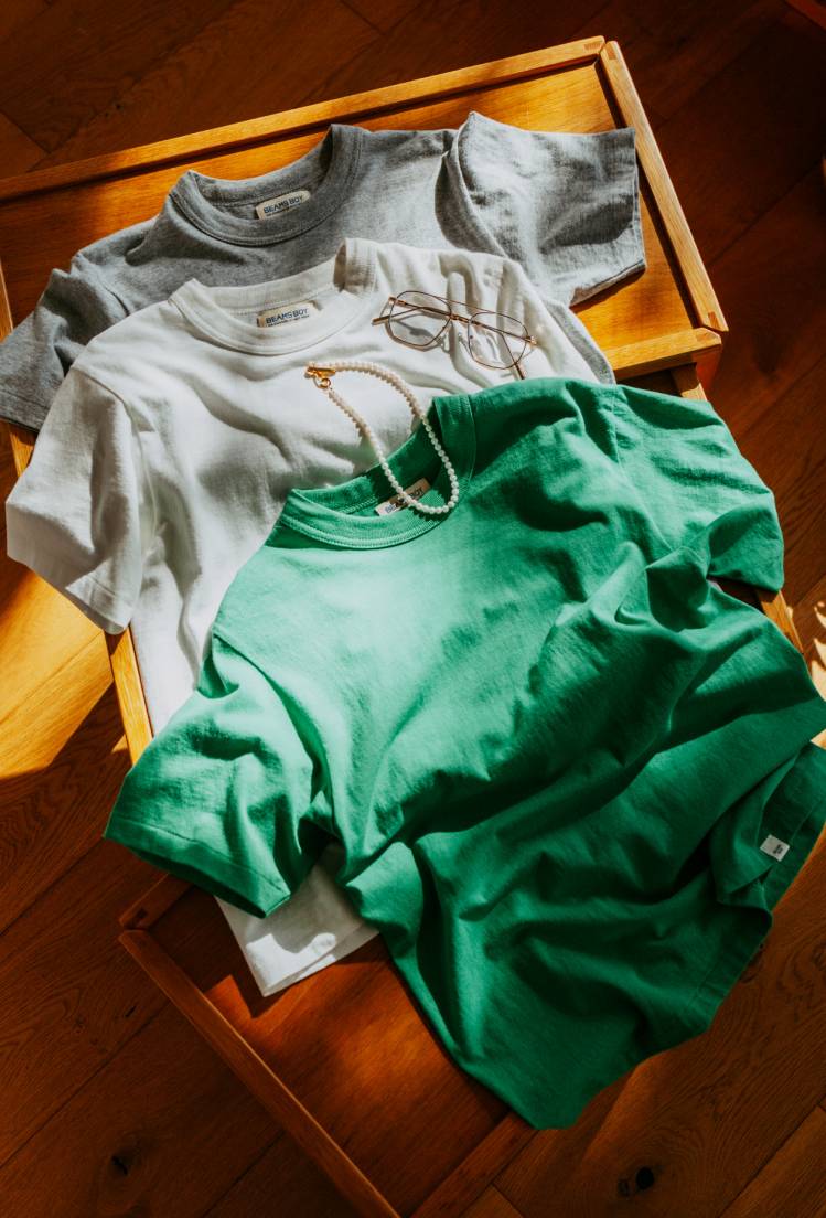 〈ビームス ボーイ〉のTシャツ