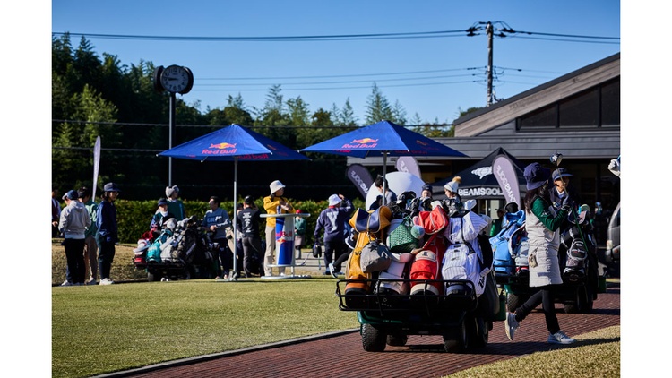 アメリカンなイベント演出に洒脱なファッション「BEAMS GOLF CUP