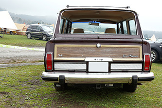 JEEP GRAND WAGONEER