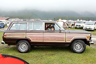 JEEP GRAND WAGONEER