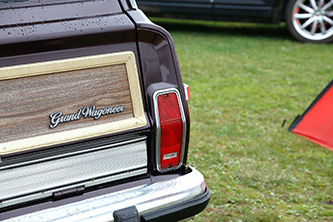 JEEP GRAND WAGONEER