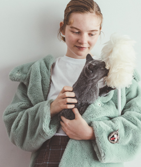 mmts BEAMS バーマン 猫ニット　L パープル ¥18,700 mmts BEAMS バーマン 猫ニット L パープル ¥18,700 mmts | 2021 Autumn