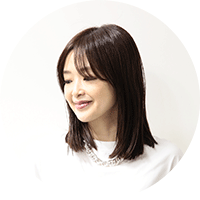 スタイリスト 吉村友希