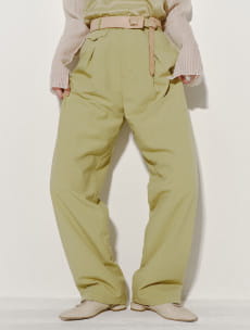 Ray BEAMS Spring & Summer 2021 Season Styling vol.2 Cozy & Chic, Conjunction And The New Age Strollers RB_March_Look No.2 Aki Furuie
			VillD Director&Designer 163(cm)